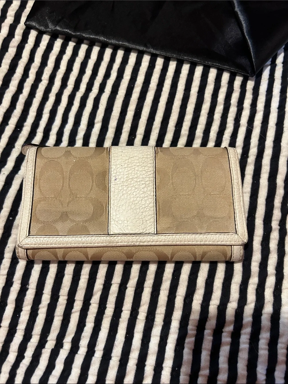 Coach Beige and Cream Signature Continental Wallet